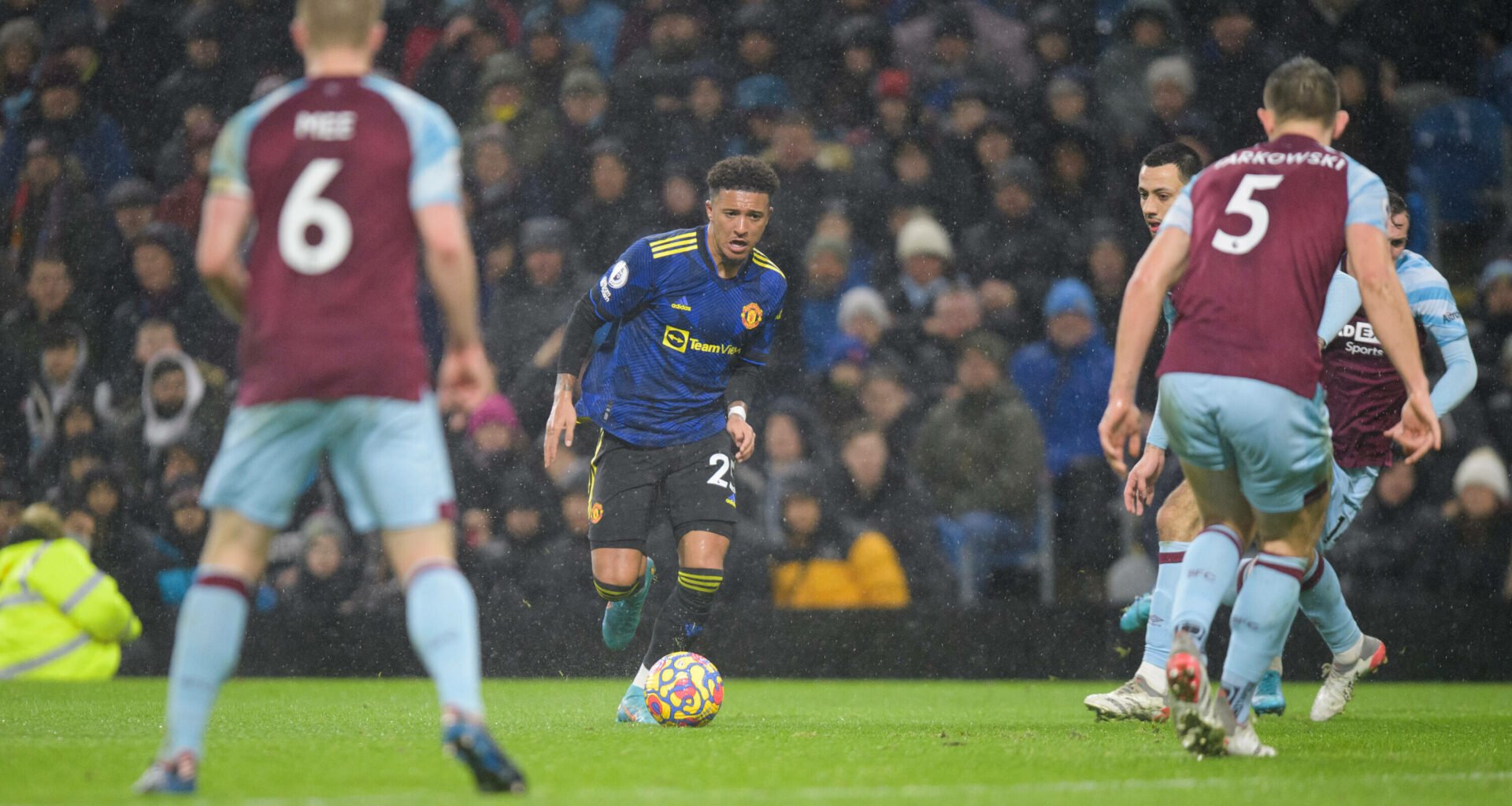 Jadon Sancho i kamp mod Burnley